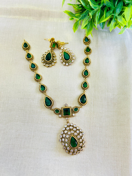 Green AD stone necklace with earrings
